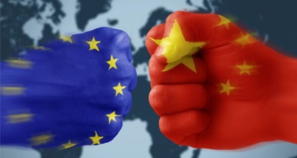 La UE sube los aranceles a los autos eléctricos chinos hasta un 38% en medio de una guerra comercial