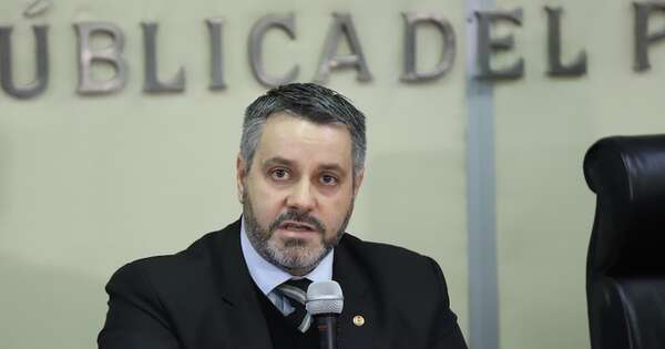 La Nación / Acordaron distribuir tareas en el caso Pecci