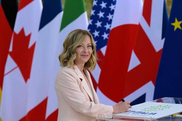 Los líderes del G7 negocian su posición sobre el aborto tras la polémica - Mundo - ABC Color