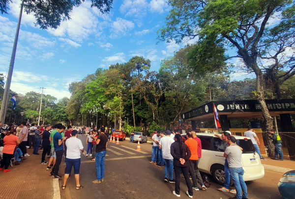 Yo Creo busca sacar rédito político de regulación a transporte por plataformas  - La Clave