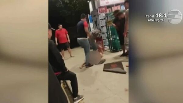 Dura golpiza sufrió un hombre por supuesto hurto de carne en un minimercado de Villa Elisa