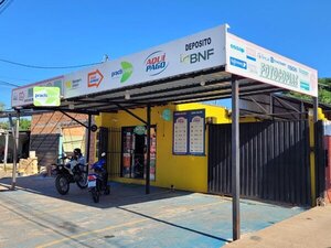 Malvivientes vestidos de policías asaltan un local comercial en Ñemby