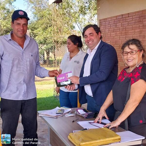 Carmen del Paraná: Firman Compromiso para Mejora Social