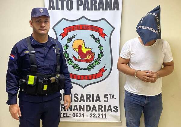 Detienen a oficial de justicia con automóvil robado - ABC en el Este - ABC Color