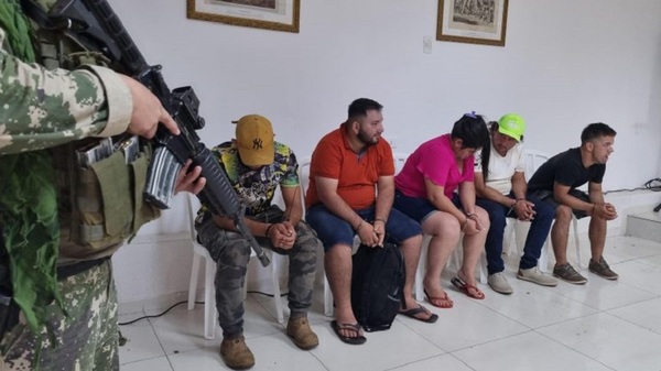 Asistente fraguó firma de un fiscal para acceder a copias de expediente sobre narcotráfico - Noticias Paraguay