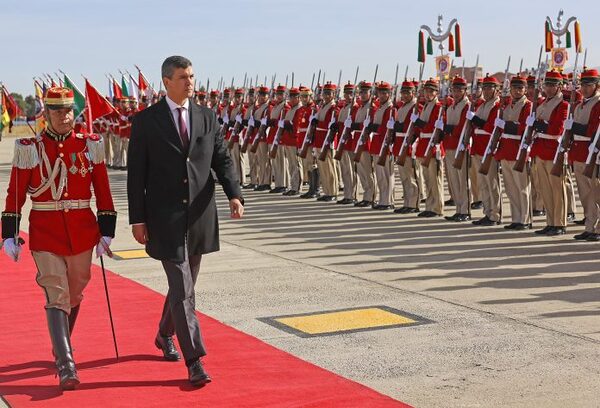 Presidente Peña buscará “consolidar” agenda bilateral con Bolivia