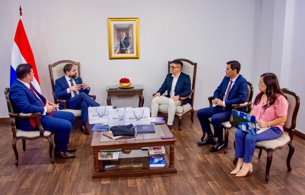 Empresas de CDE impulsan proyecto textil en Centro de Reinserción - ADN Digital