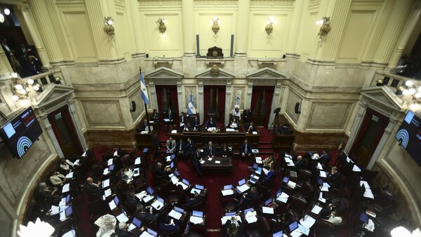 Ley Bases: Lo más importante del polémico proyecto de Javier Milei
