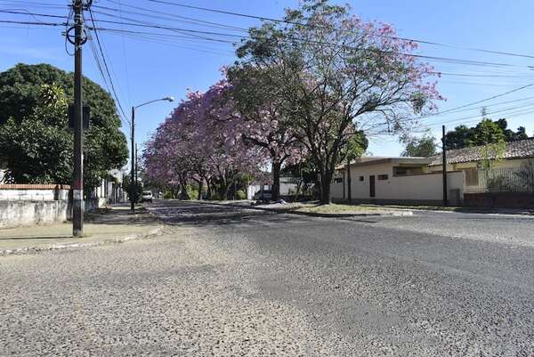 Preocupa poco avance en proceso de titulación de viviendas de Yacyretá a favor de sus ocupantes - Nacionales - ABC Color