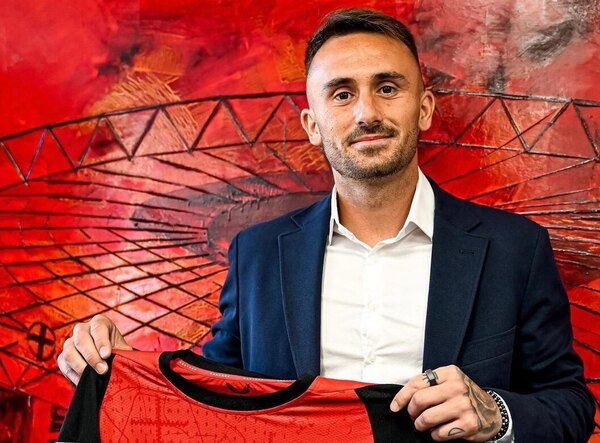 Versus / Leverkusen asegura al jugador sensación de Europa como su segundo refuerzo