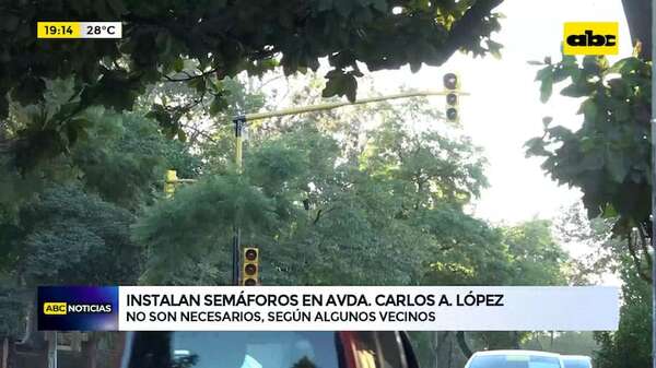 Instalan semáforos en Avda. Carlos A. López : no son necesarios, según algunos vecinos - ABC Noticias - ABC Color