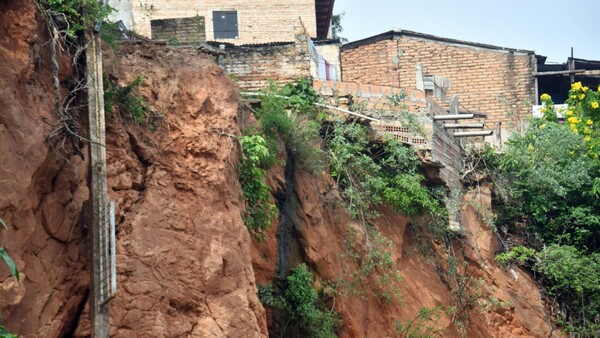 Nenecho hará rejunte de bonos para mirador y dejará de lado otras obras