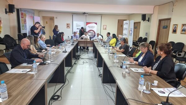 Apuntan al fortalecimiento de las mipymes en el Alto Paraná - La Clave