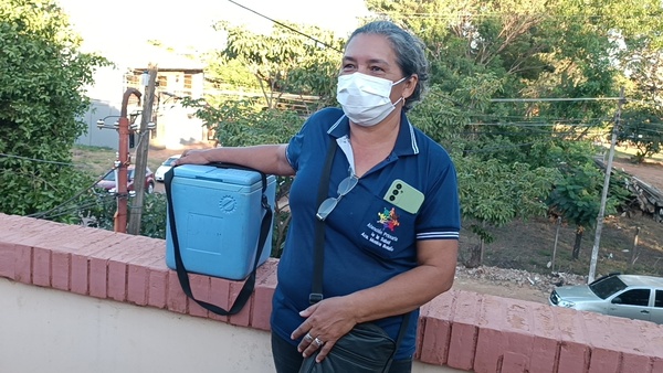 Roban motocicleta a una enfermera del estacionamiento del HRC