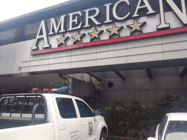 Millonario robo en casino: un cliente y otras tres personas llevaron la recaudación de la noche - Policiales - ABC Color