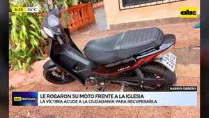 Barrio Obrero: Robaron una moto frente a la iglesia   - ABC Noticias - ABC Color