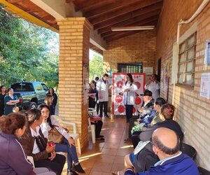Realizan reunión mensual de personas con enfermedades crónicas