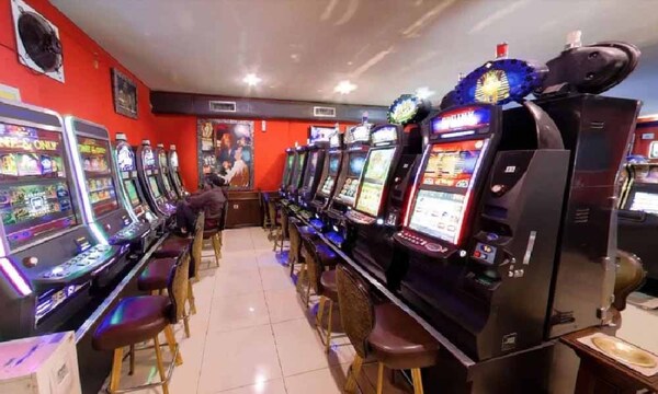 Hombres armados asaltan a plena luz del día un casino en Asunción – Prensa 5
