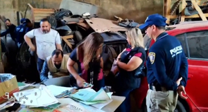 Allanan un desarmadero donde comercializaban partes de vehículos robados en Coronel Oviedo - Noticiero Paraguay