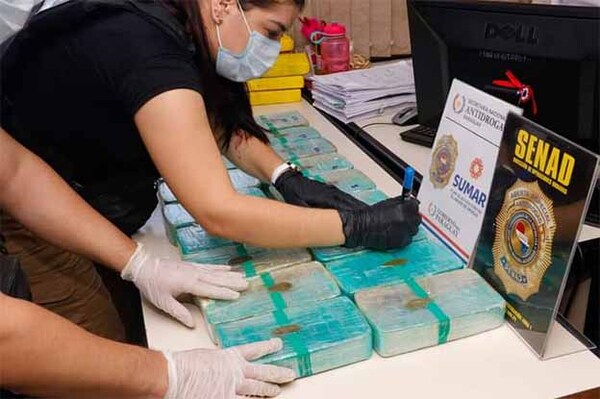 Interceptan carga de cocaína enviada por encomienda con destino a Saltos del Guairá | DIARIO PRIMERA PLANA