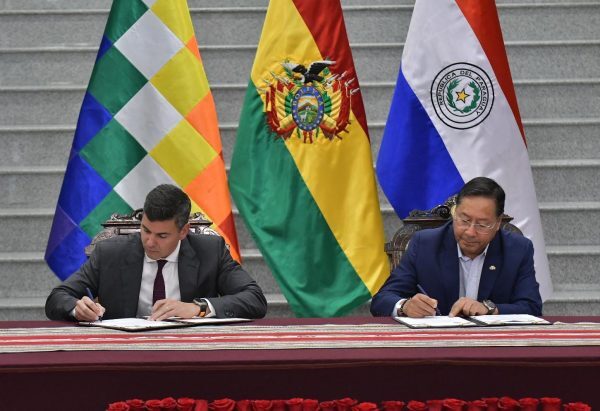 Paraguay y Bolivia acordaron fortalecer inversión en infraestructura física y logística - MarketData