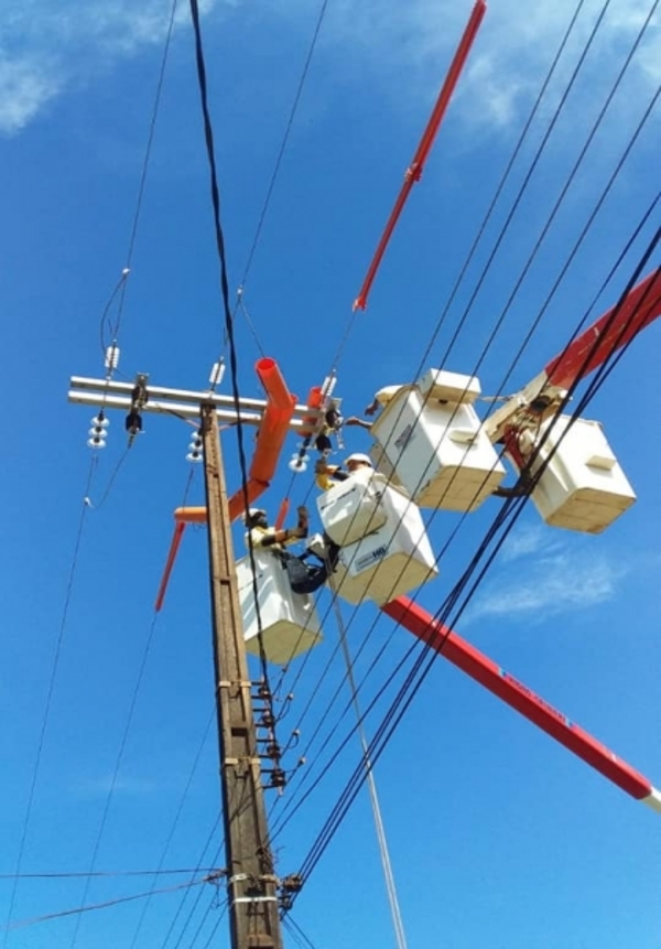 Cortes programados de la Ande deja sin luz gran parte de Asunción