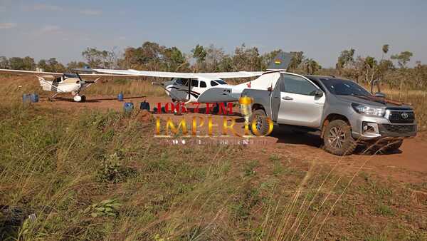 Incautan dos aeronaves y droga en el parque nacional Paso Bravo - Radio Imperio 106.7 FM