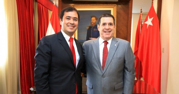 El cartismo piensa en Rodrigo Gamarra como embajador en México y la oposición sospecha blanqueo