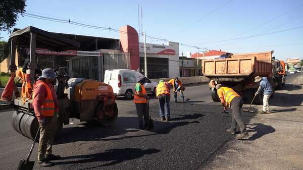 Transporte alista nuevo carril único, mientras crecen quejas masivas de pasajeros - Economía - ABC Color