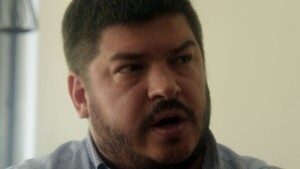 Nueva sentencia obliga a Nenecho a mostrar en qué se utilizó crédito