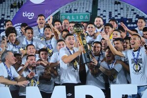 Versus / Fue campeón con Libertad y ahora va como refuerzo de Luqueño