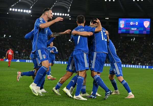 Versus / Italia arranca ante Albania otra Eurocopa en 'misión redención'