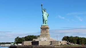 Casi 4 millones visitaron en 2023 Estatua de la Libertad pero pocos llegaron a su corona