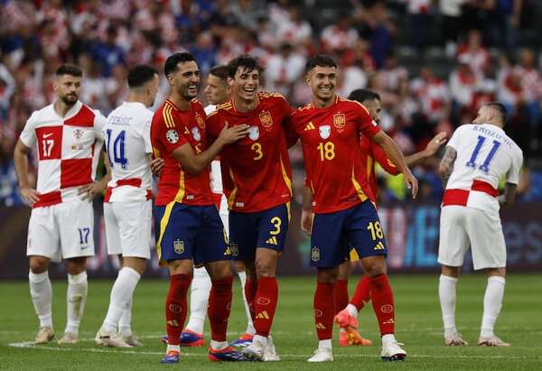 España enamora - Fútbol Internacional - ABC Color