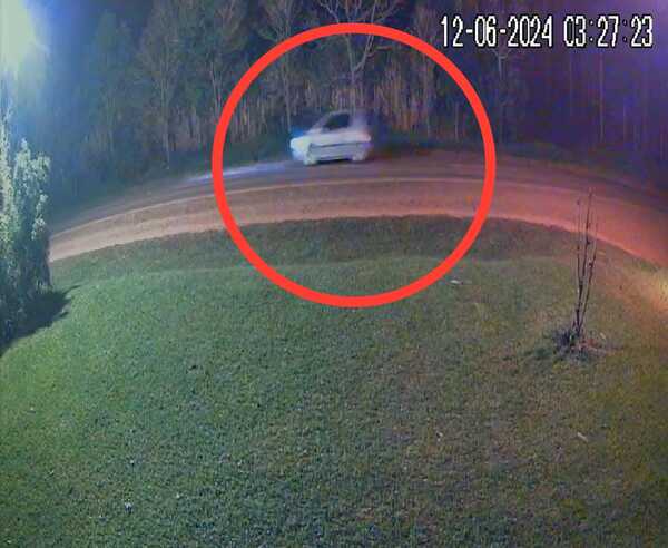 Hace más de 24 horas detuvieron a sospechoso pero vehículo de comunicador no aparece