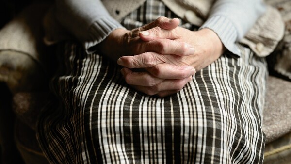 ¿Qué hacer ante un caso de maltrato a personas mayores?