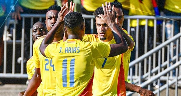 Versus / Colombia se pasea ante Bolivia antes de su debut frente a Paraguay