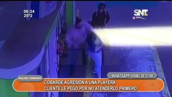 Cliente agredió a una playera por no atenderlo primero - SNT