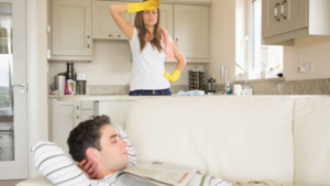 “Mi marido dejó de ayudarme en la casa y ahora queda todo sobre mí”