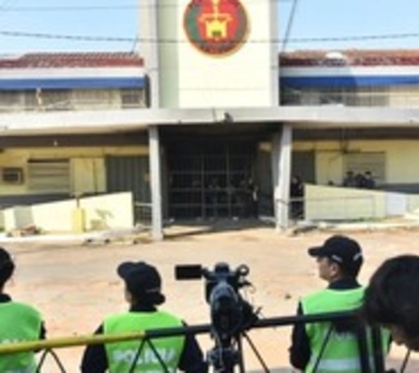 Remueven a 24 guardiacárceles de Tacumbú - Paraguay.com