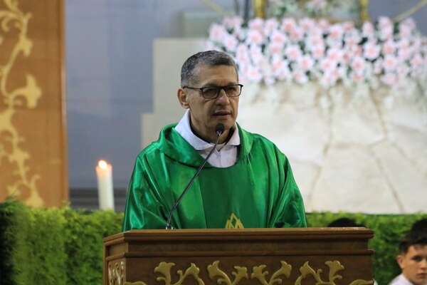 Caacupé: presbítero Villagra dijo que se necesita un mundo donde haya más respeto - Nacionales - ABC Color