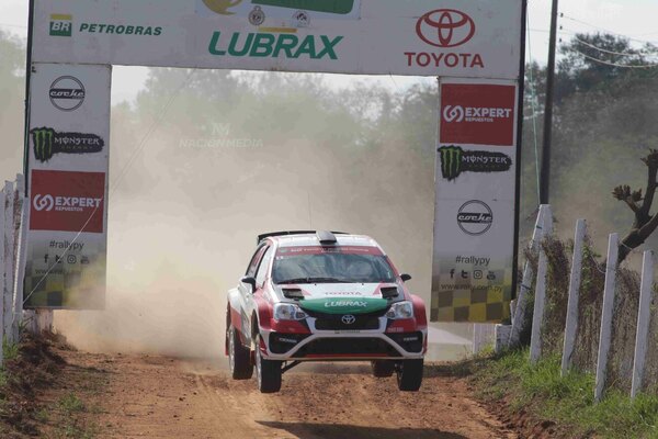 Versus / La hora de la verdad está cerca: ¡Cuentra regresiva apuntando al TCR !