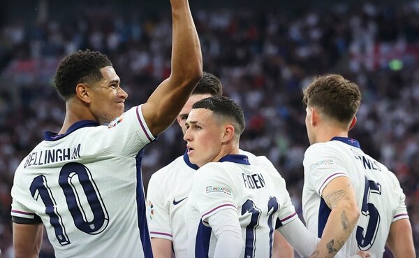 Versus / Un poquito de Bellingham sirve a Inglaterra ante la aguerrida Serbia
