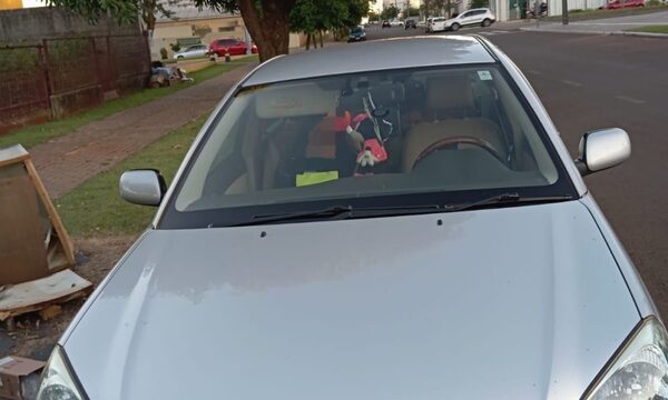 Hurtan automóvil de paraguayo en Brasil