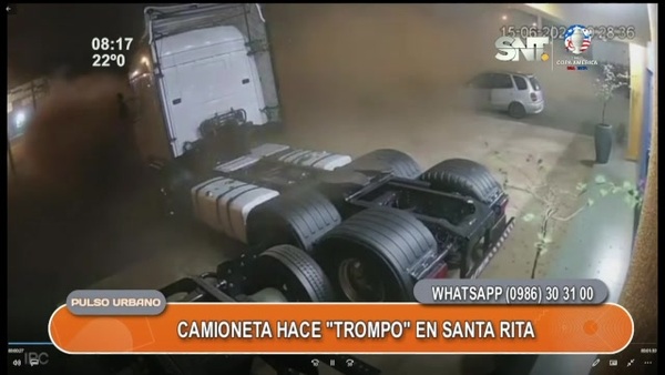 Maniobra peligrosa de camioneta en Santa Rita - SNT