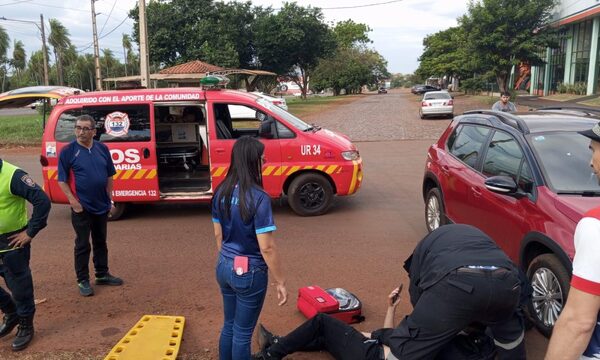 Ciclista sufre lesiones al ser atropellado por una camioneta en el centro de Hernandarias – Diario TNPRESS