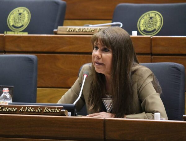 Celeste Amarilla cree que mayoría en el Senado no acatará eventual medida para restituir a Kattya González · Radio Monumental 1080 AM