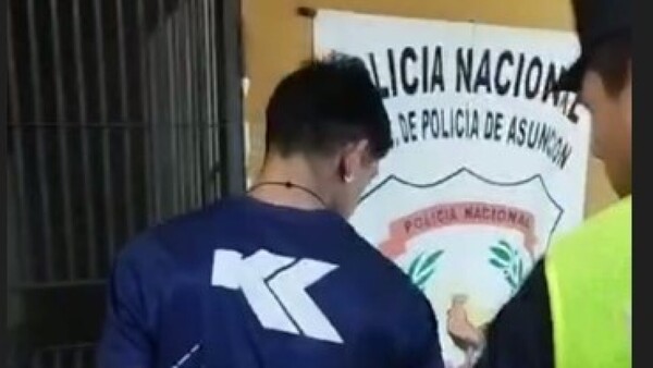 Apresaron a dos por asalto a policía de la FOPE