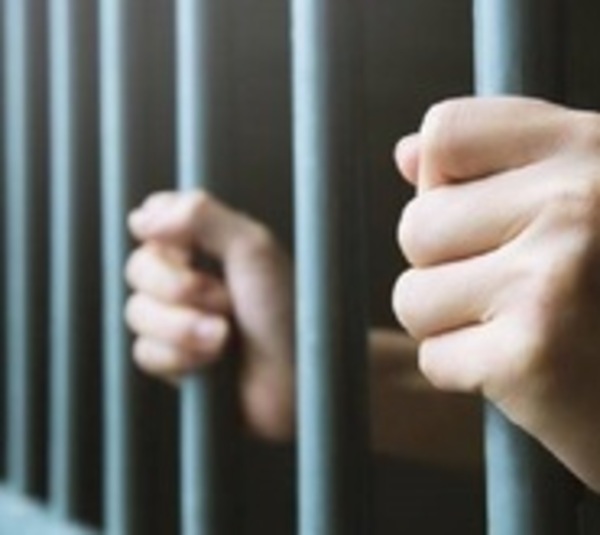 Condenan a expolicía por narcotráfico - Paraguay.com