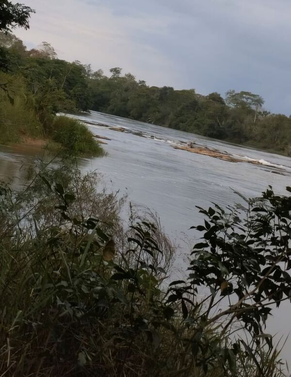Joven desaparece en el río Ypané: presunto caso de ahogamiento en Belén